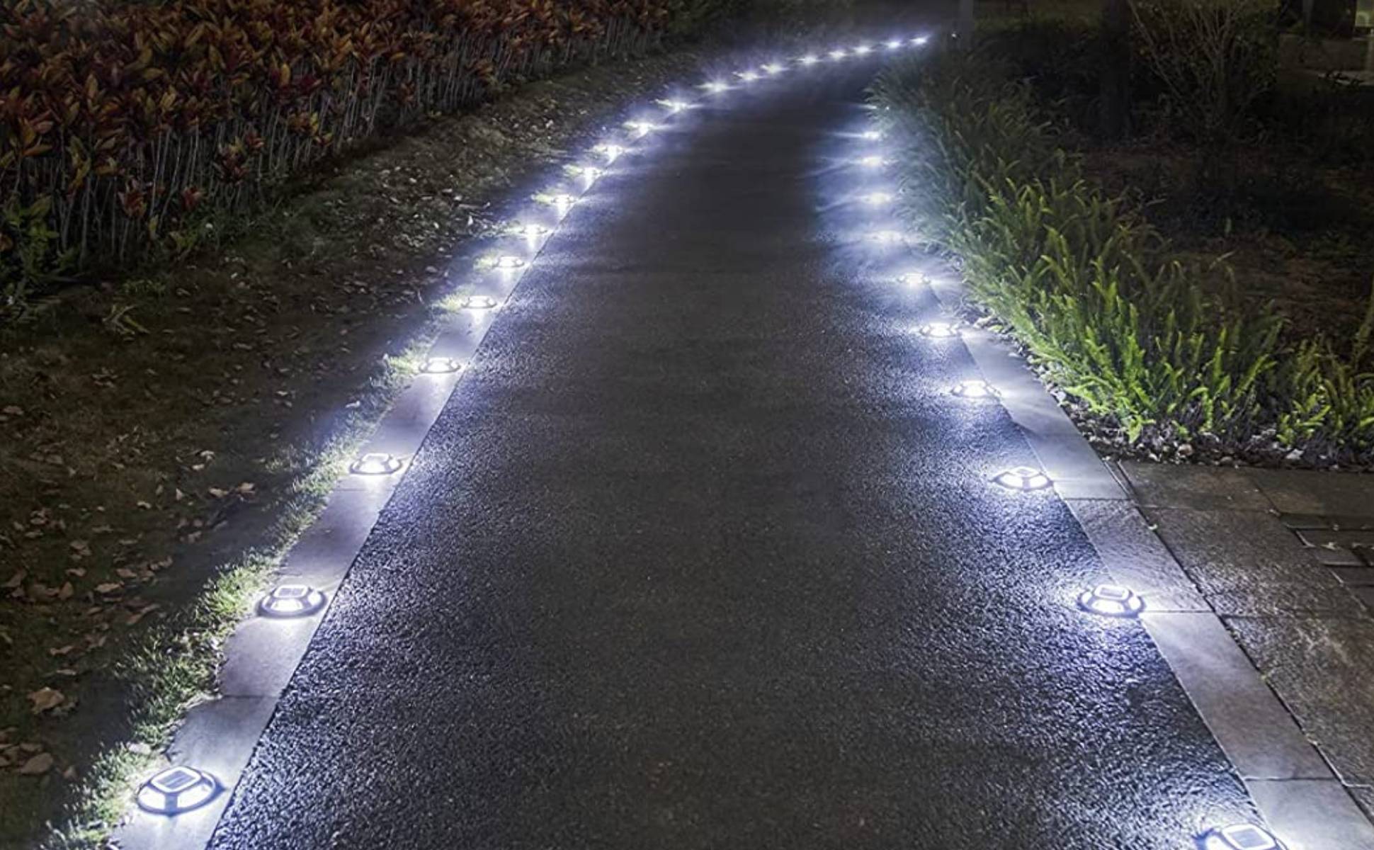 Solar Driveway Light